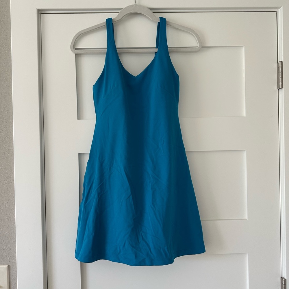 lululemon athletica Bright Teal Activewear Top